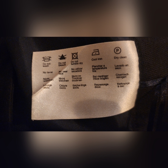 ESPRIT lined mini skirt in navy and black - Picture 5 of 6